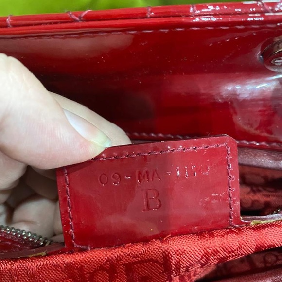 Large Lady Dior Red Patent leather - Picture 4 of 11